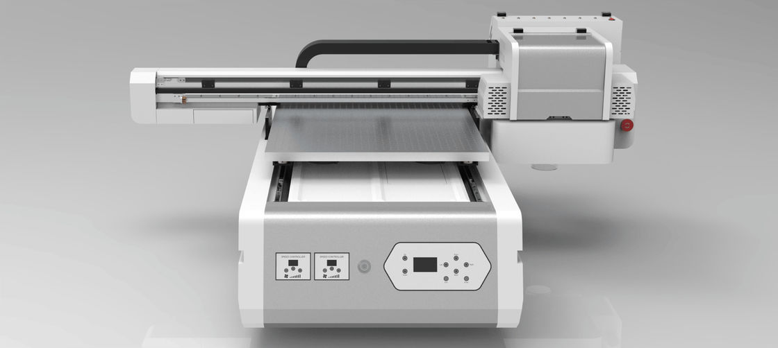 Impressora UV a jato de tinta com área de impressão até 600x900 mm com trilho de guia THK