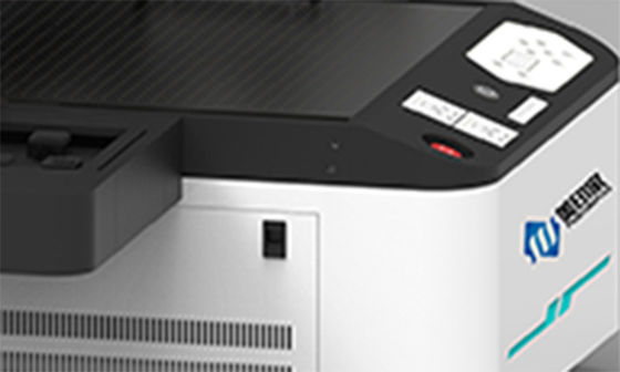 A impressora uv Automatic Height Measurement do disco 6090 de U imprime o leito uv